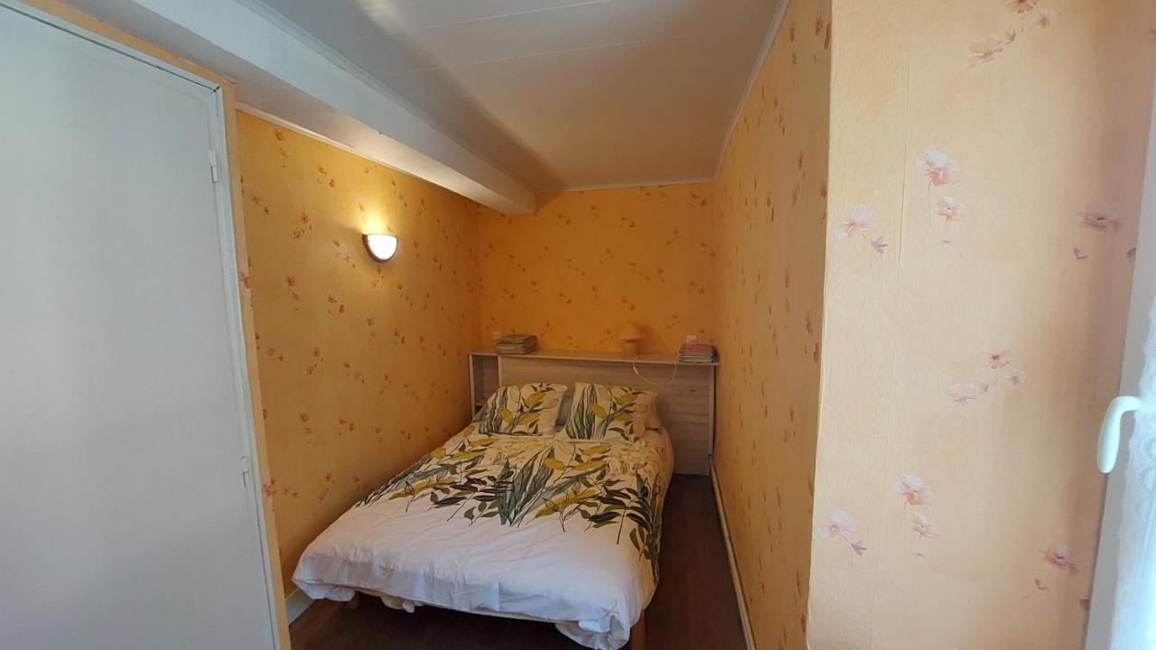 Maison De Famille Razecueillé Kültér fotó